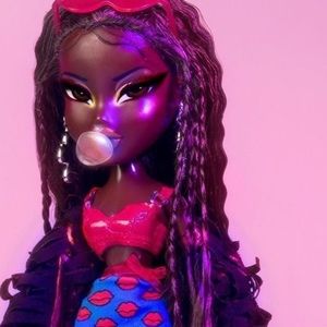 Meet your Posher, Erica